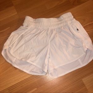 Lululemon shorts size 6